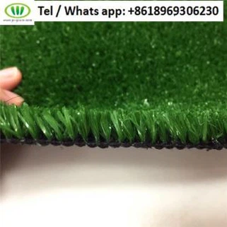 Cỏ giả đưa cỏ xanh